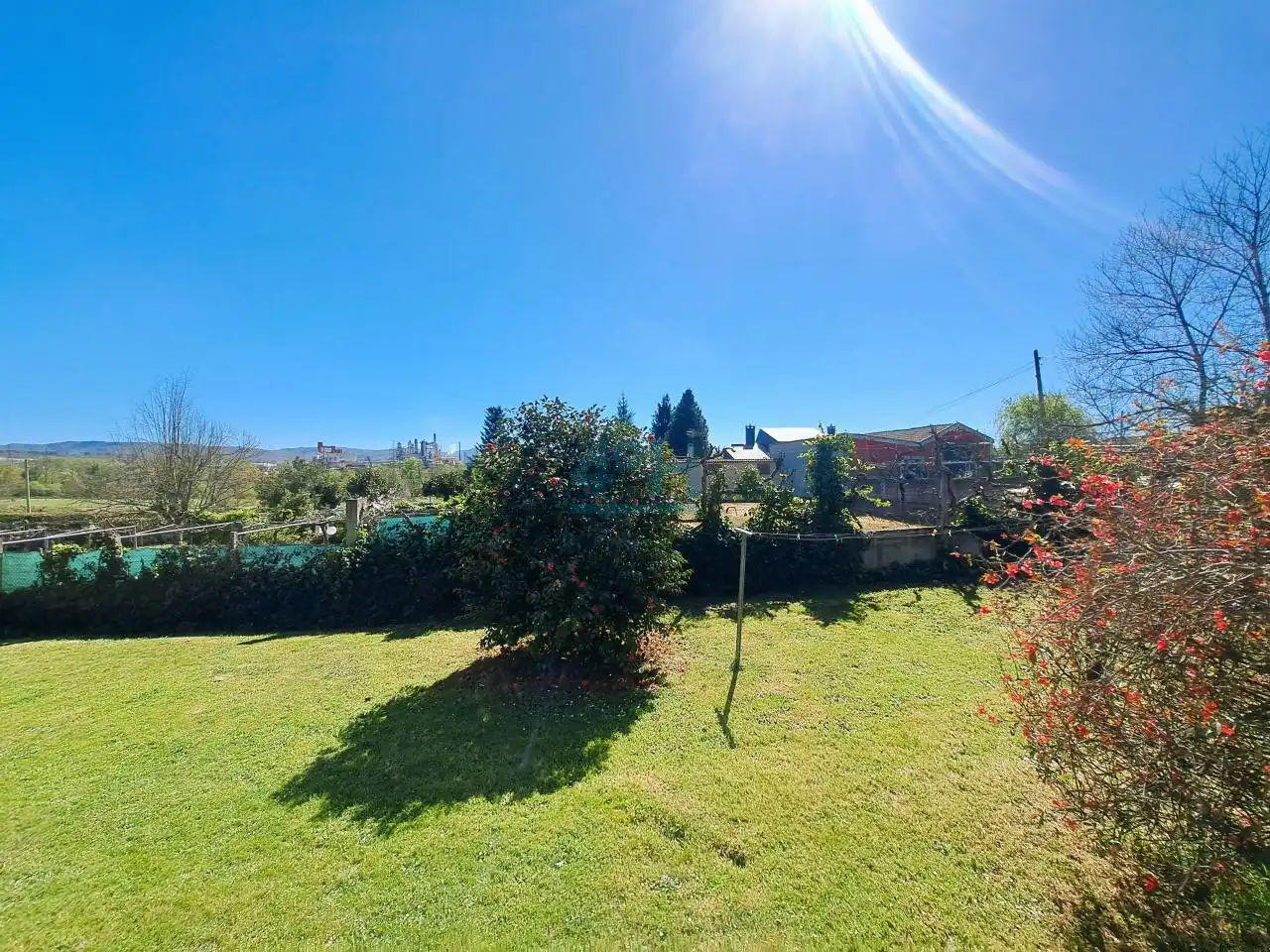 Casa o xalet en venda en San Cibrao das Viñas amb Calefacció, Jardí privat i Terrassa