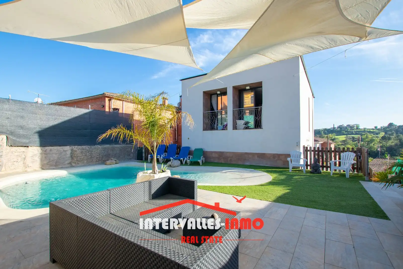 Piscina de Casa o xalet en venda en Lliçà d'Amunt amb Aire condicionat, Jardí privat i Terrassa