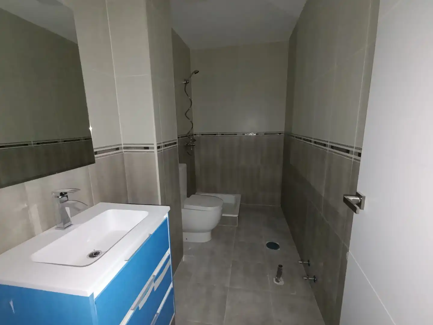 Baño de Piso en venta en Argamasilla de Alba con Aire acondicionado y Terraza