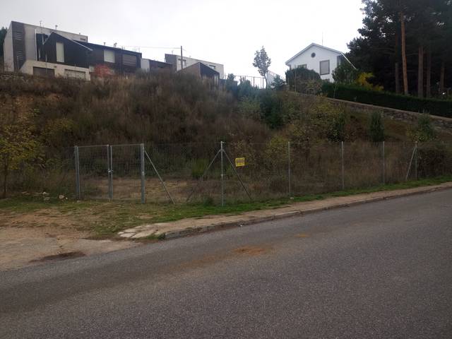 Terreno residencial en Venta en Avenida de Justo Muñoz, 9 en Hoyos del Espino