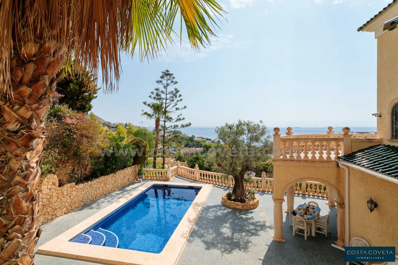 Exterior view of Houses for sale in El Campello  with Air Conditioner, Private garden and Terrace
