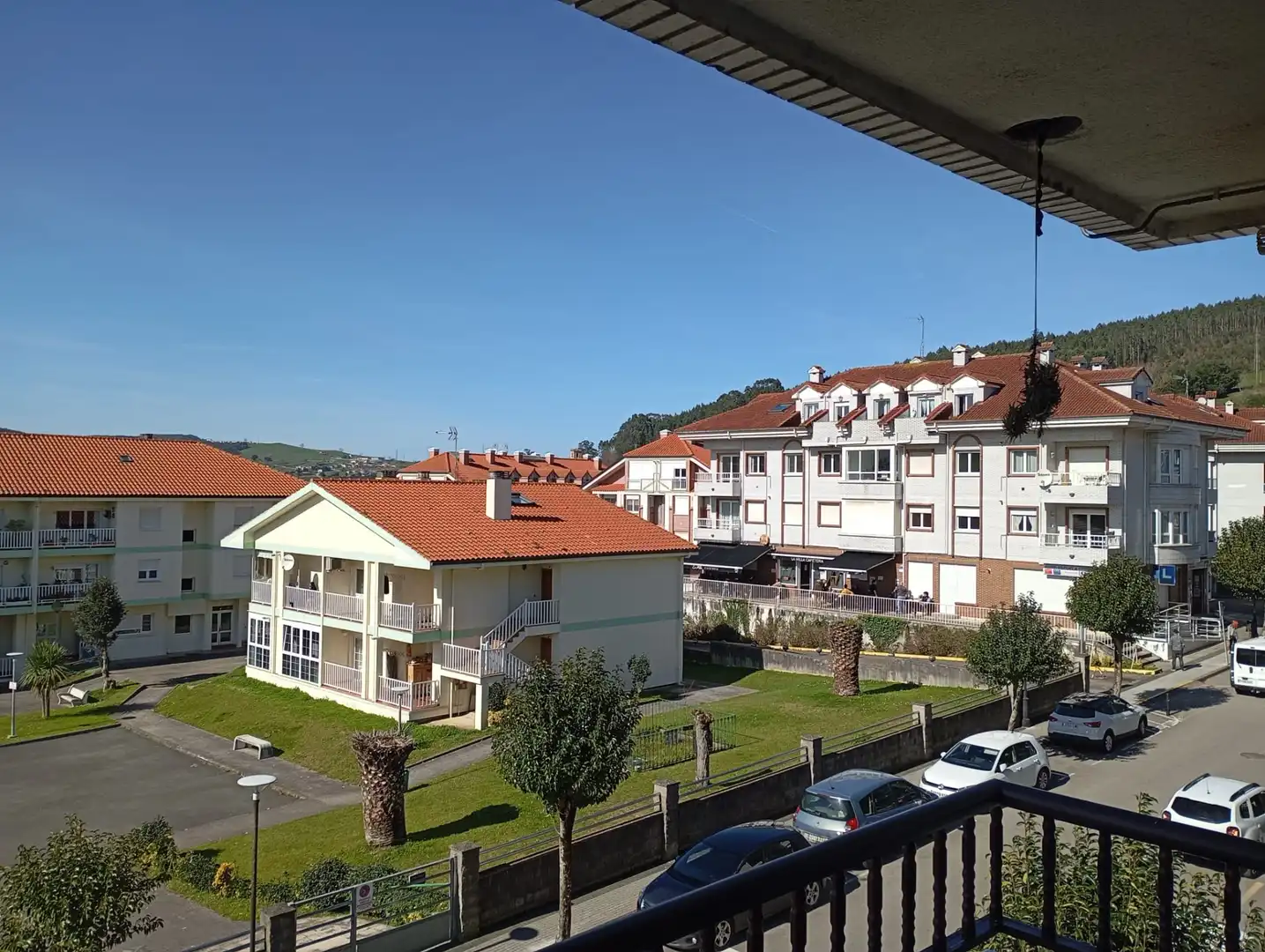 Vista exterior de Piso en venta en Meruelo con Calefacción, Terraza y Amueblado