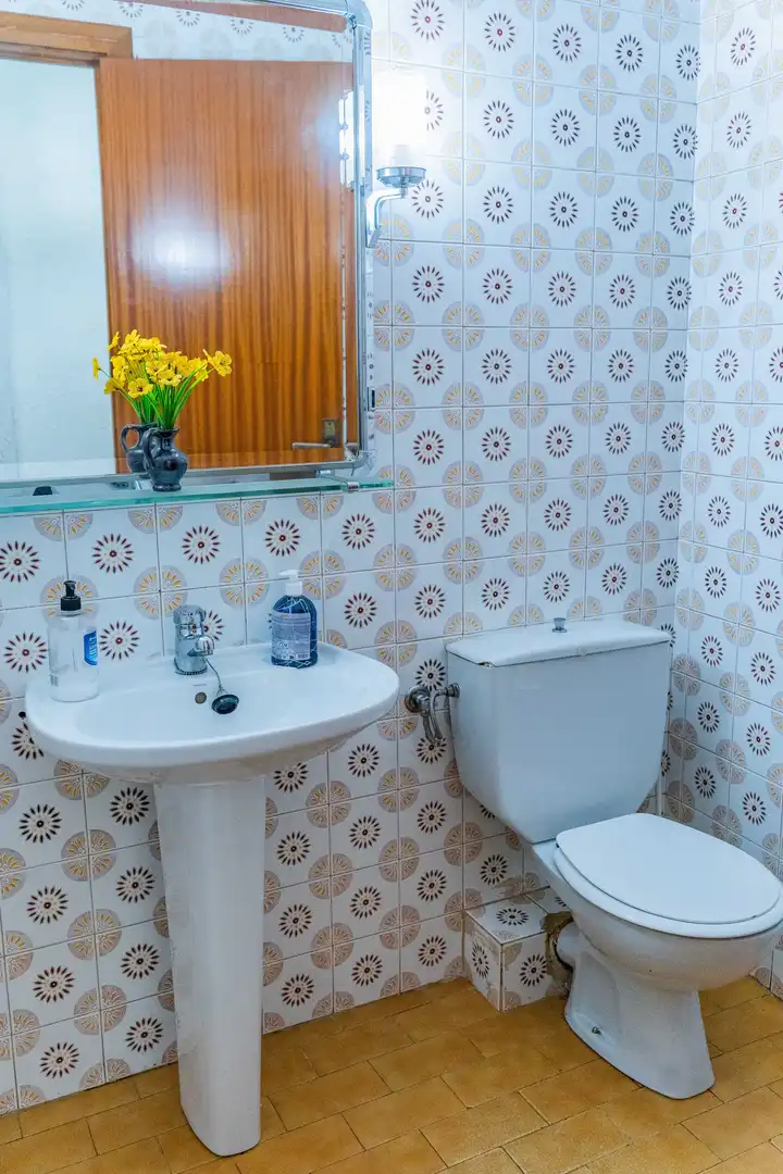 Baño de Ático en venta en Belvís de la Jara con Aire acondicionado, Calefacción y Terraza