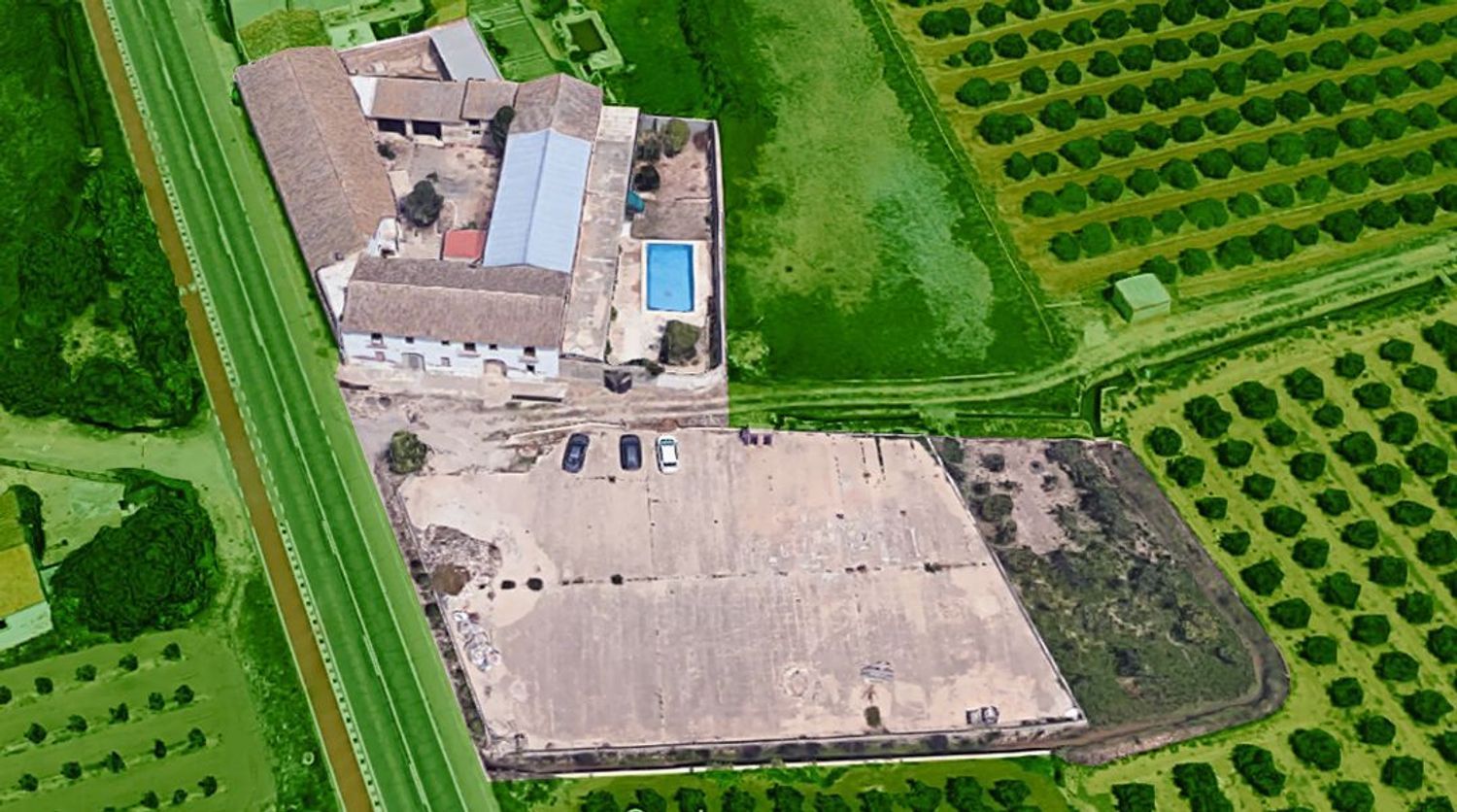 Casa o chalet en venta en Sollana con Jardín privado, Piscina y Balcón