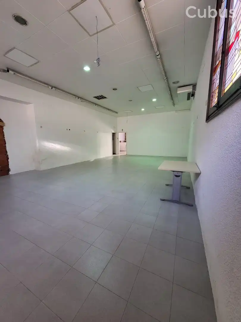 Business premises for sale in Olot, imagen 5