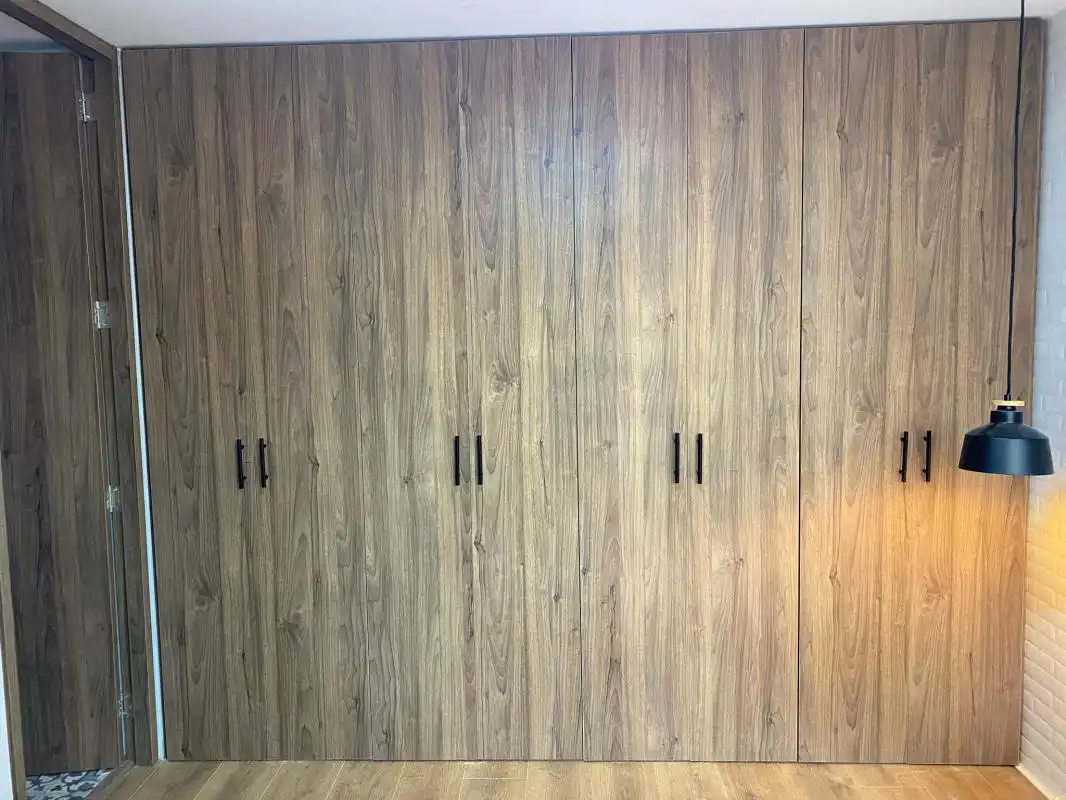 Dormitori de Apartament de lloguer en Madrid amb Aire condicionat, Moblat i Es permeten mascotes