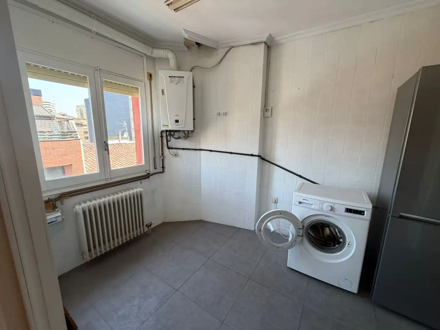 Kitchen of Flat for rent in Lleida  with Heating, Parquet flooring and Furnished