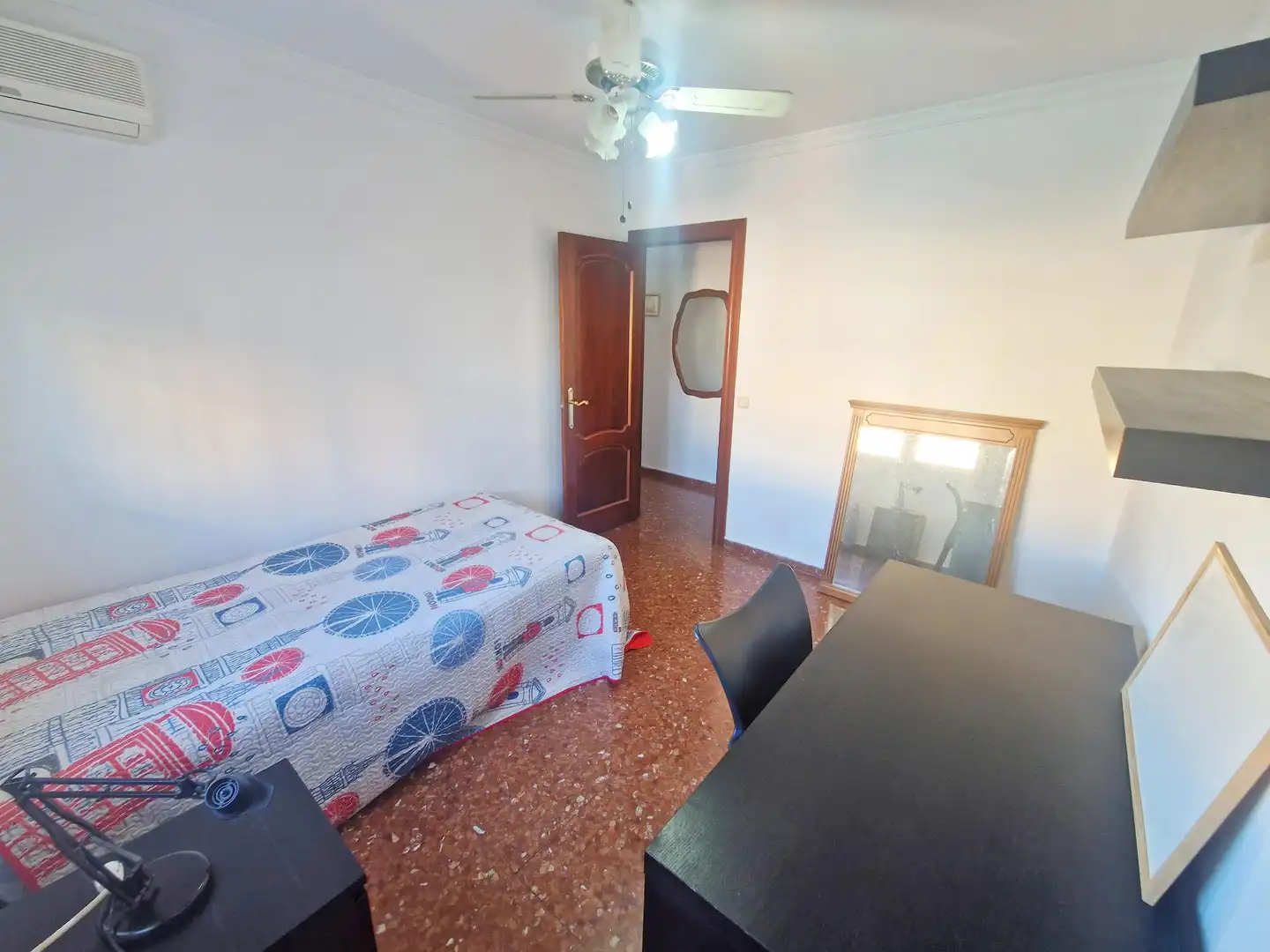 Wohnung zur Miete in C. Poeta Francisco Coronado y Delicado, Martiricos - La Roca - La Rosaleda