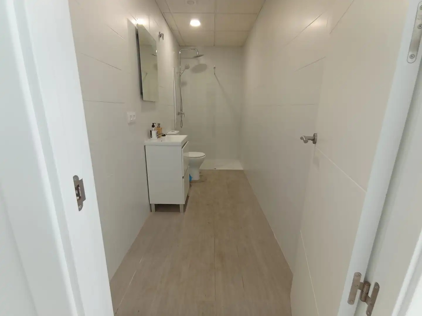 Badezimmer von Geschaftsraum zum Verkauf in Chipiona