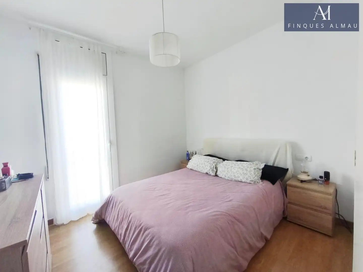 Schlafzimmer von Wohnung zum Verkauf in Sitges mit Klimaanlage, Parkett und Terrasse