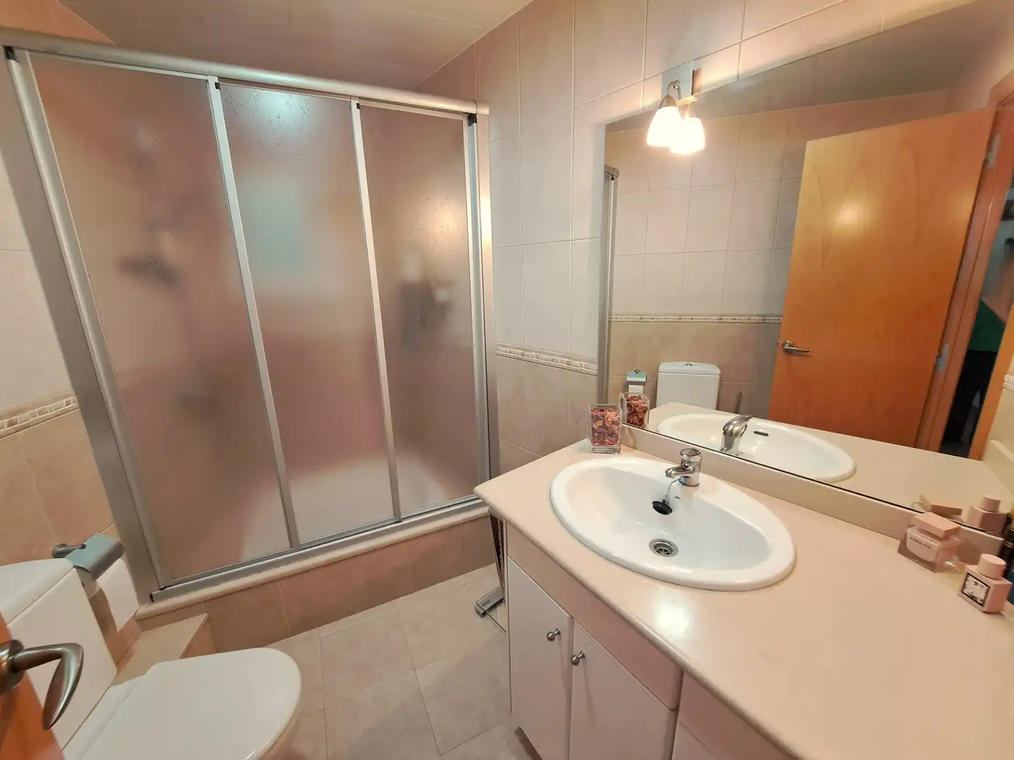 Bathroom of Flat for sale in Els Molins