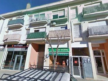 Locale commerciale in vendita a Vg Roser 14