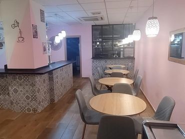 Locale commerciale in affitto a Campello Playa