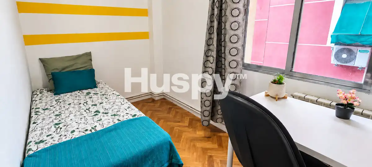 Dormitori de Pis en venda en Centro