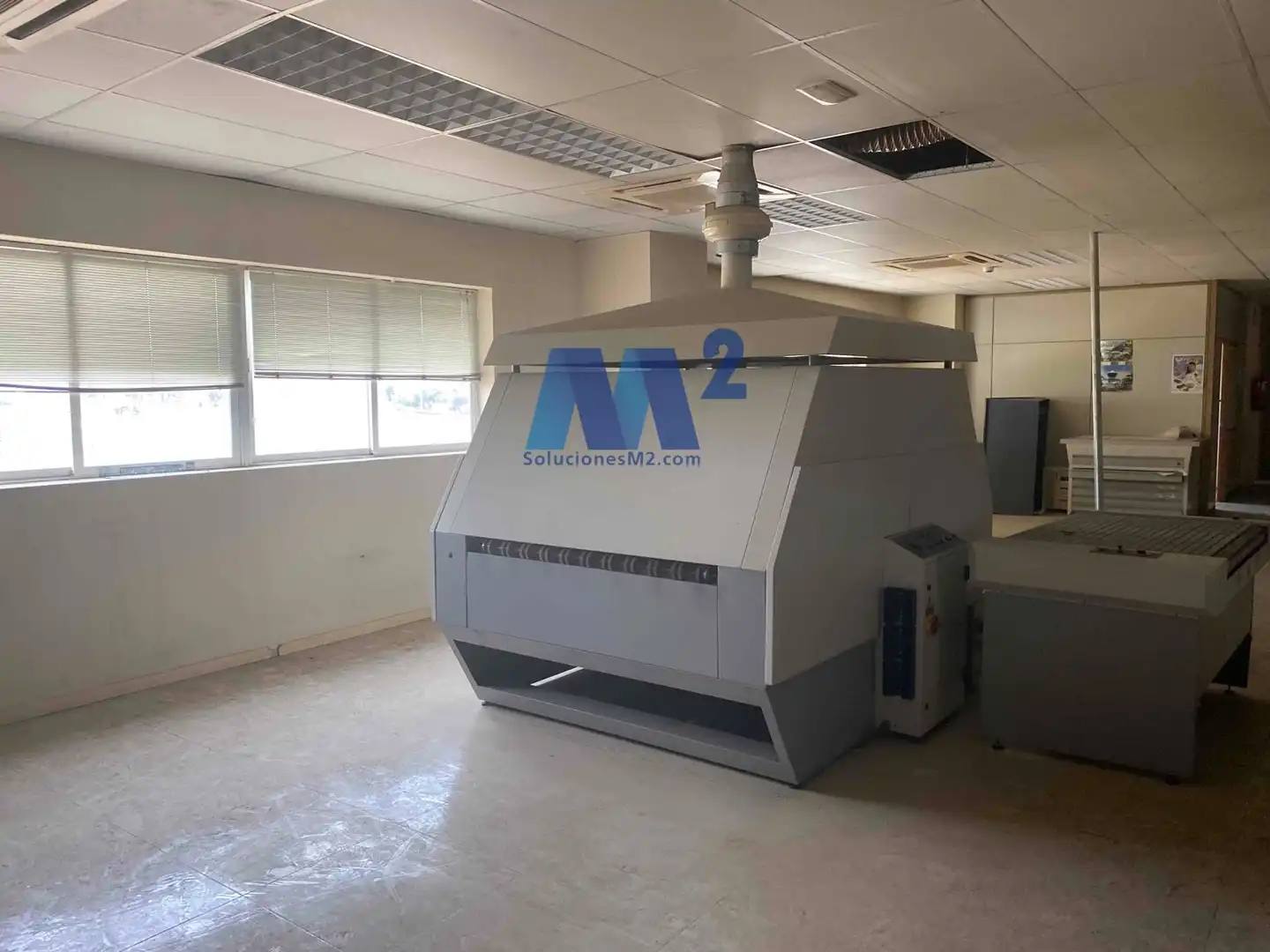 Nave industrial en venta en Alcalá de Henares