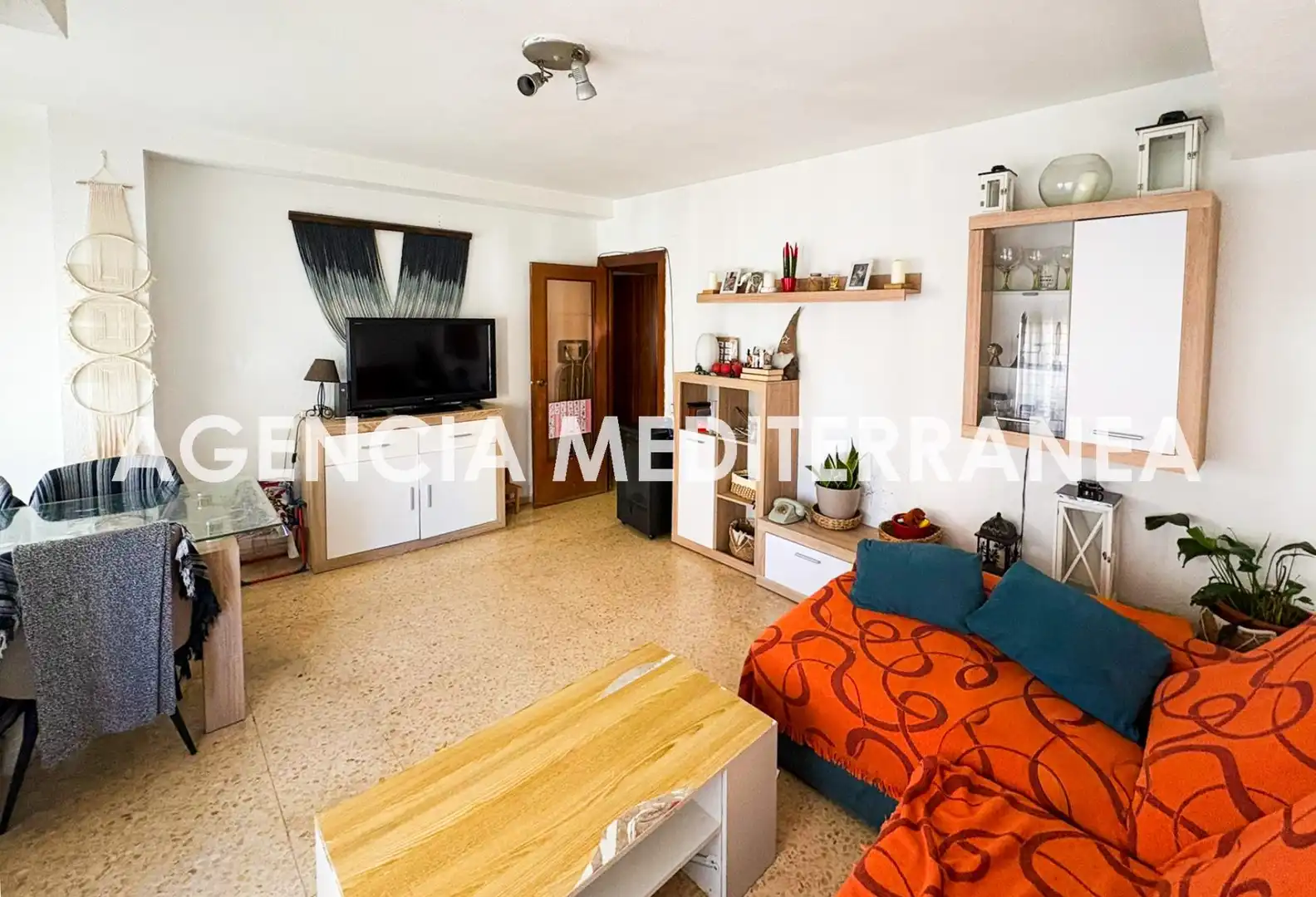 Sala d'estar de Pis en venda en Paterna amb Balcó