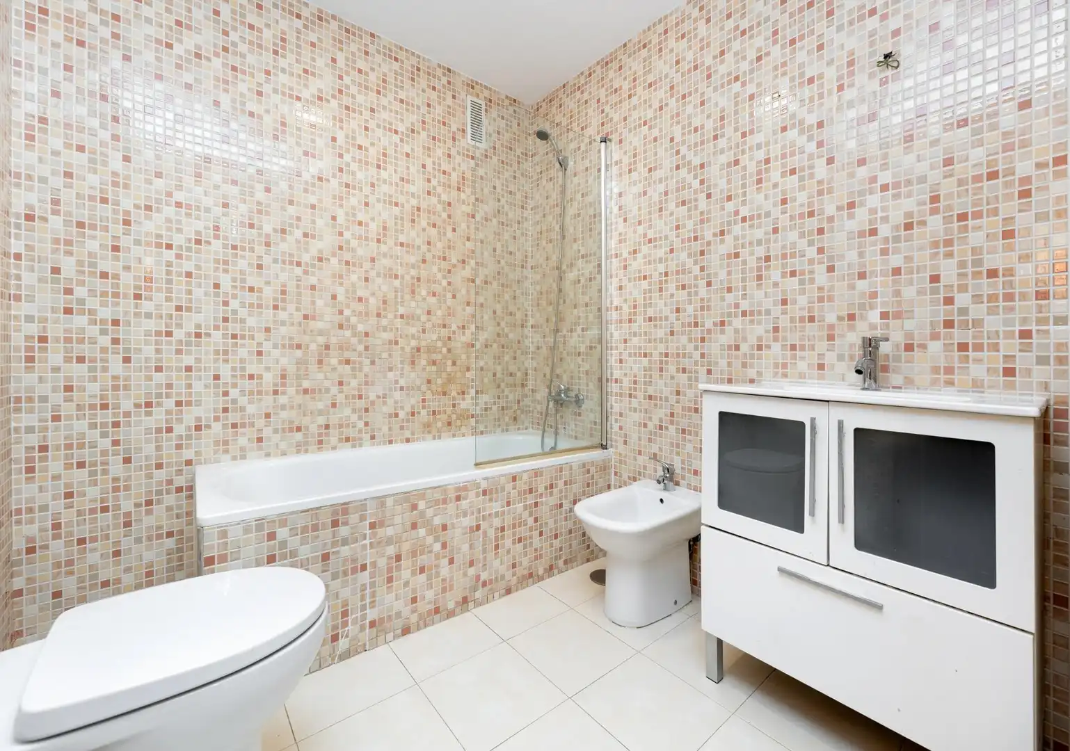 Baño de Piso en venta en Armilla