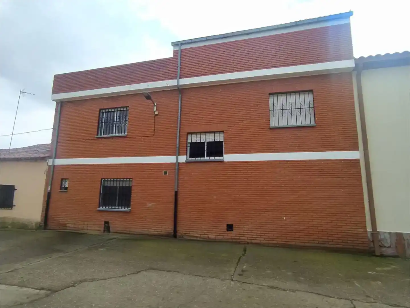 Exterior view of Flat for sale in Molacillos  with Furnished