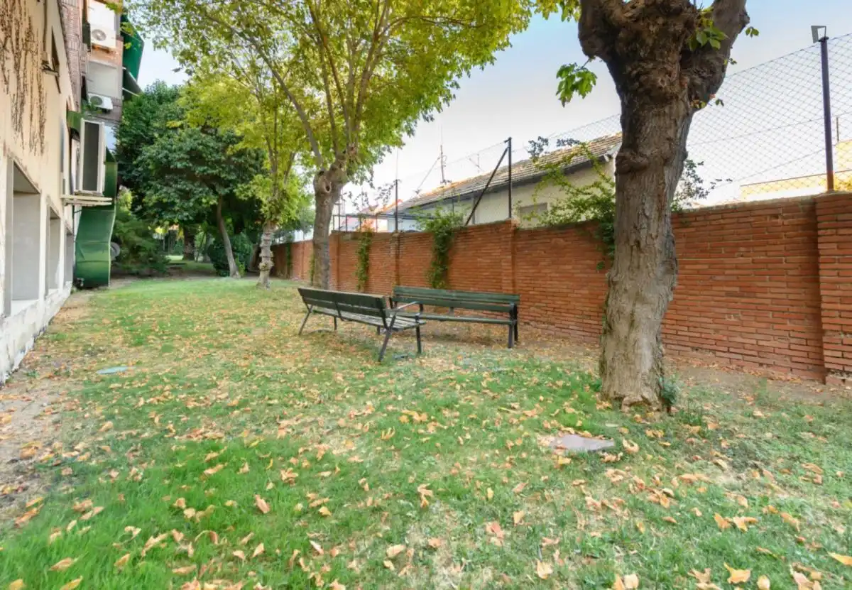 Jardí de Apartament de lloguer en Madrid amb Aire condicionat, Moblat i Forn