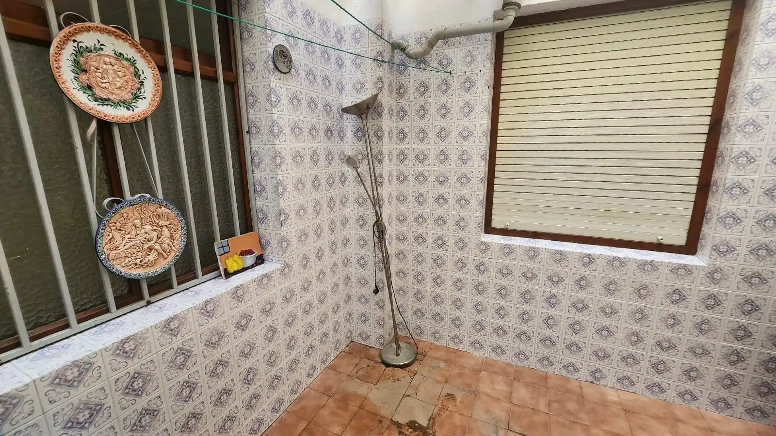 Bathroom of Flat for sale in Aspe  with Air Conditioner, Heating and Storage room