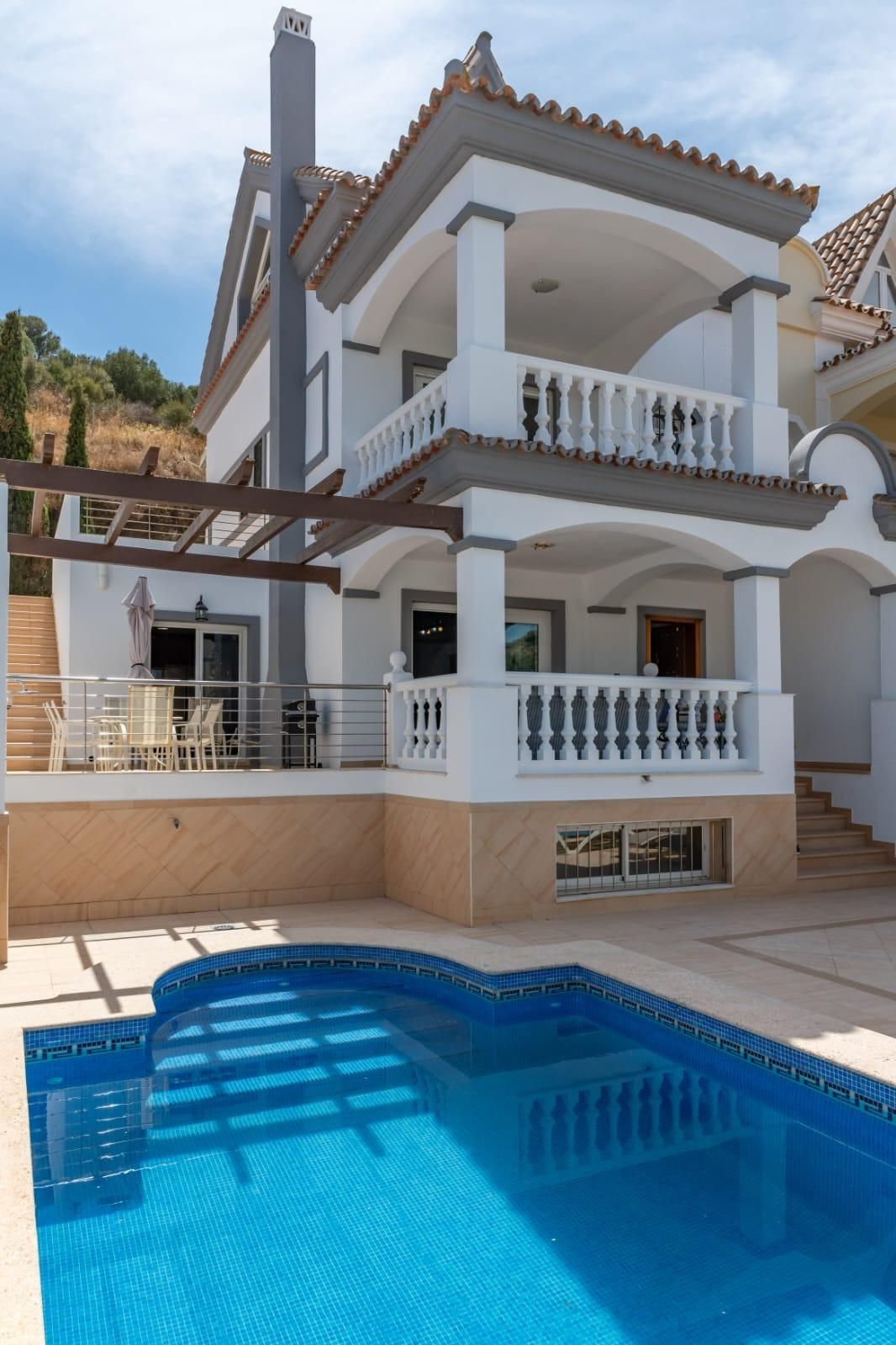 Exterior view of Single-family semi-detached to rent in Benalmádena  with Private garden, Terrace and Swimming Pool