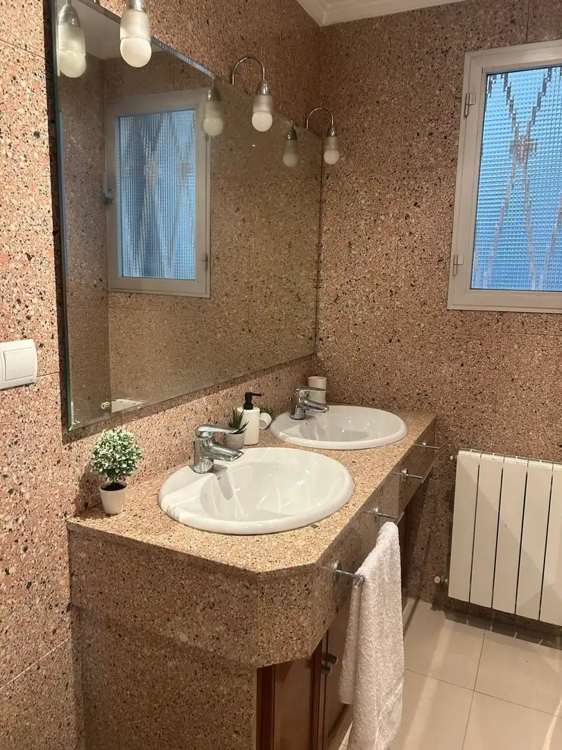 Baño de Piso en venta en La Pobla de Farnals con Calefacción, Terraza y Amueblado