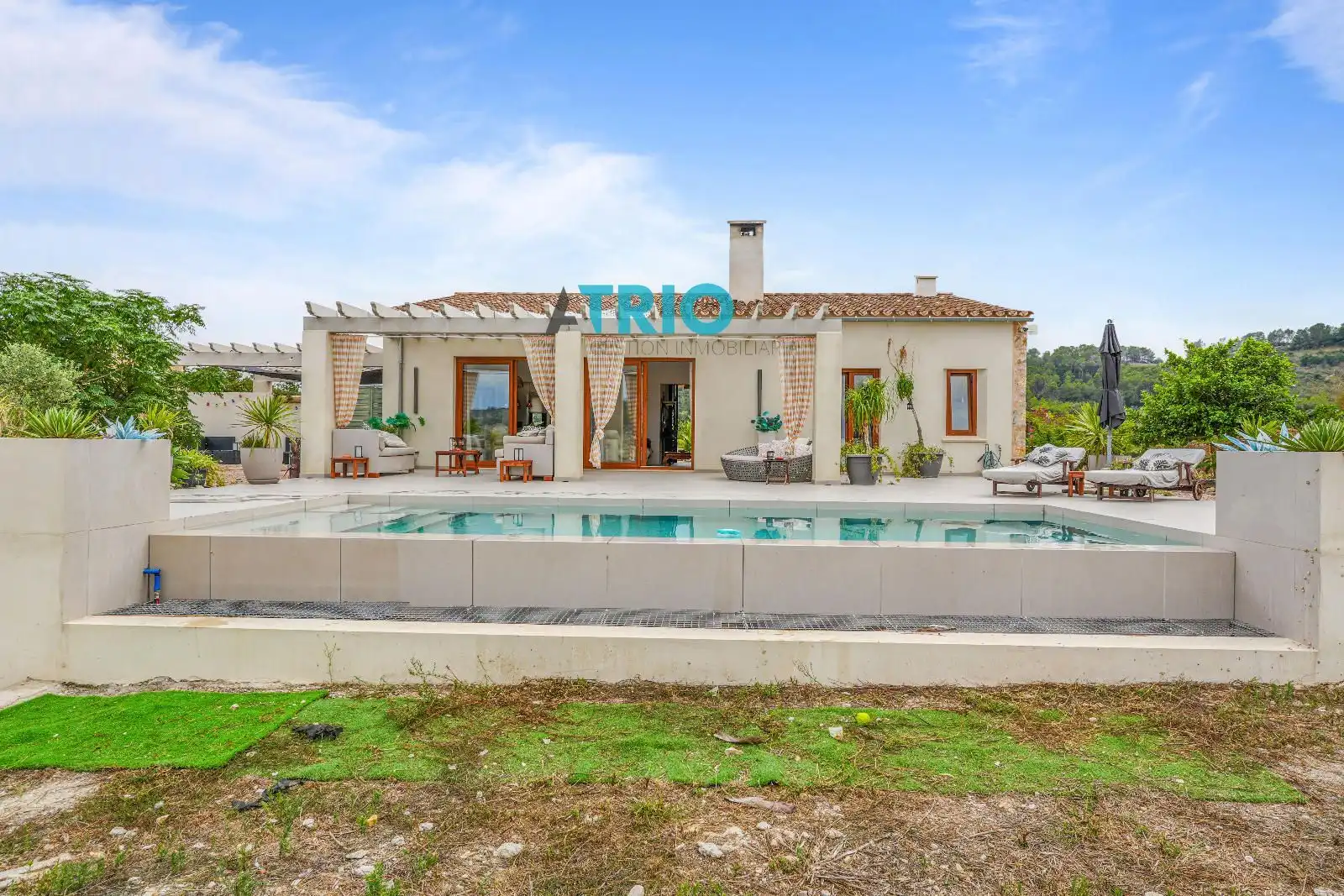 Swimming pool of Houses for sale in Sant Joan  with Air Conditioner, Heating and Terrace