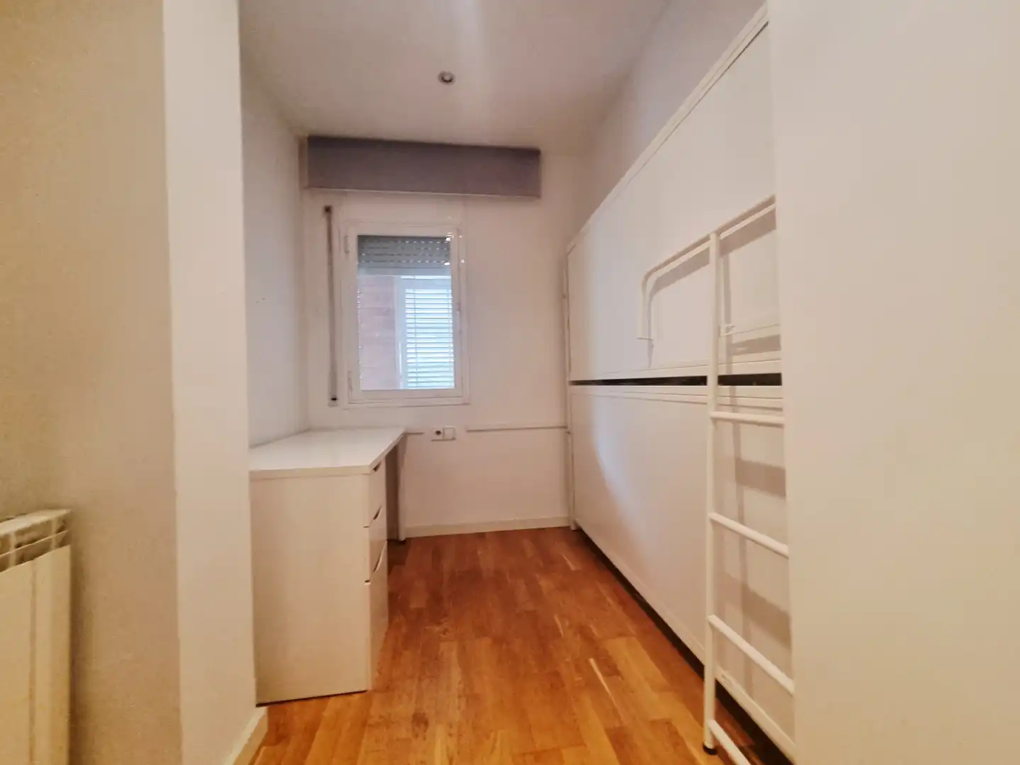Habitación de Piso en venta en Girona con Aire acondicionado, Calefacción y Jardín privado