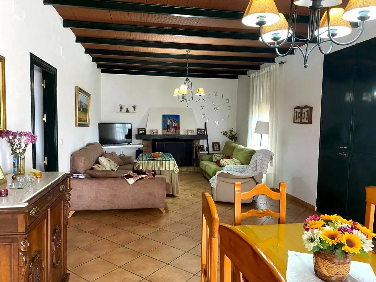 Sala de estar de Finca rústica en venta en El Viso del Alcor