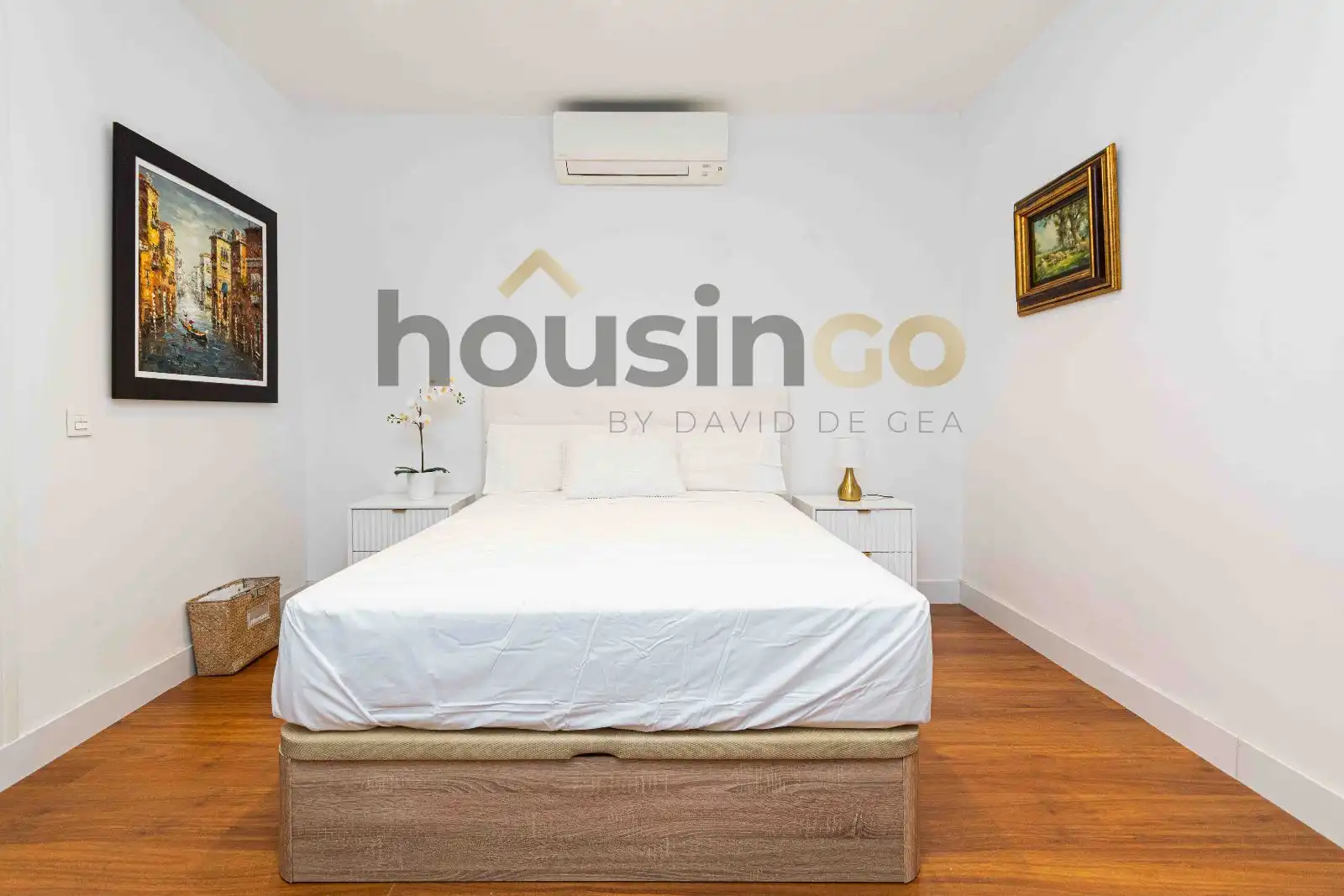 Bedroom of Flat for rent in Madrid  with Air Conditioner, Heating and Furnished