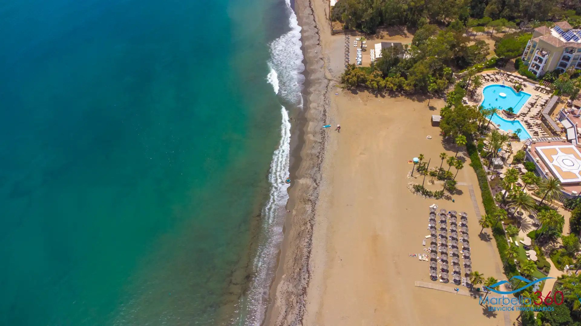 Vista exterior de Casa o chalet en venta en Estepona con Aire acondicionado, Calefacción y Jardín privado