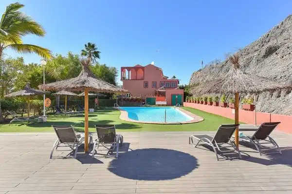 Swimming pool of Flat for sale in San Bartolomé de Tirajana  with Air Conditioner and Community pool