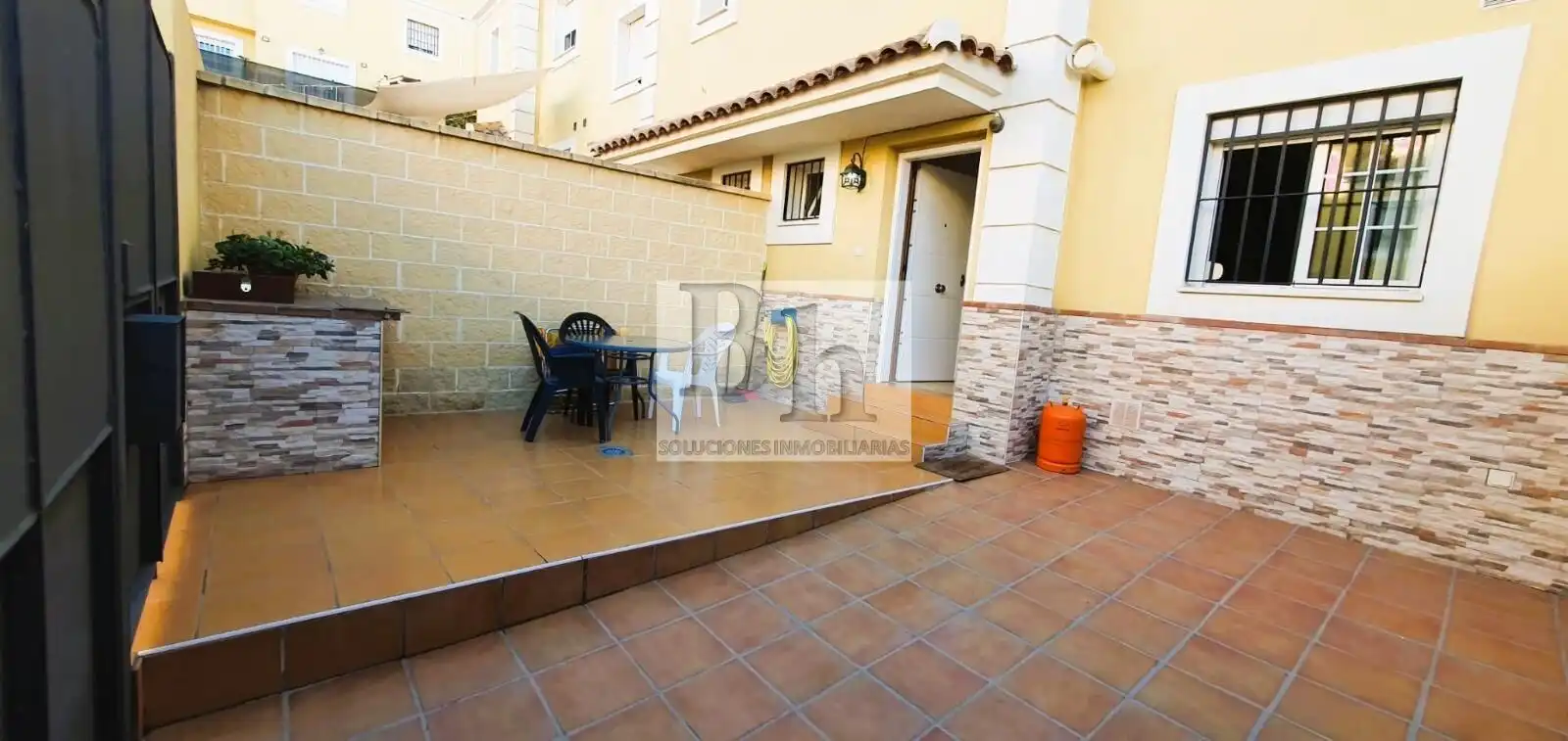 Terraza de Casa adosada en venta en Alhaurín de la Torre con Aire acondicionado, Calefacción y Jardín privado