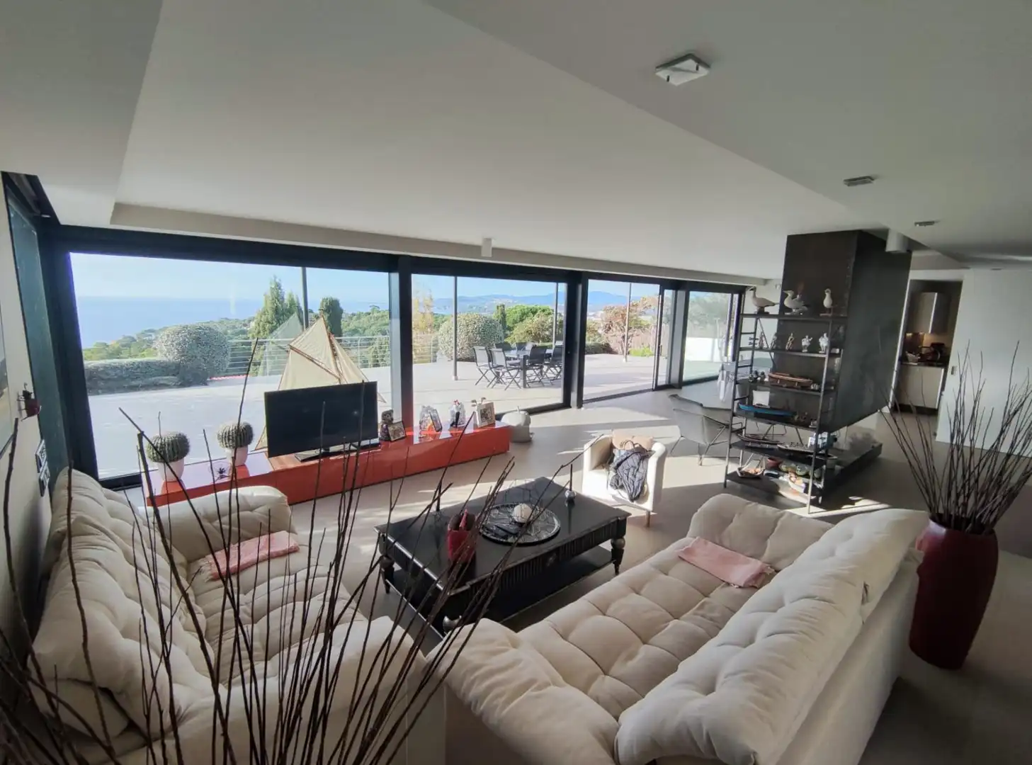 Detached house with terrace for sale in Canyelles, imagen 13