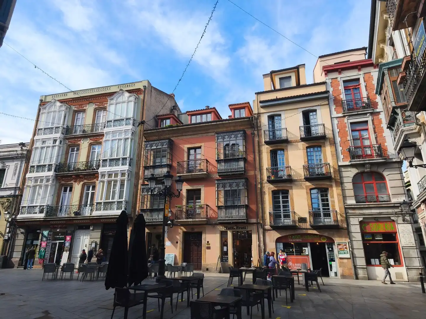 Exterior view of Flat for sale in Oviedo   with Swimming Pool