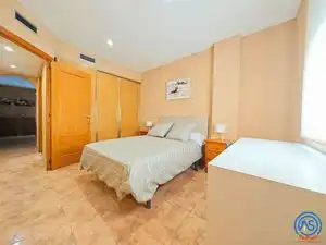 Bedroom of Flat for rent in Zaragoza  with Air Conditioner, Heating and Terrace