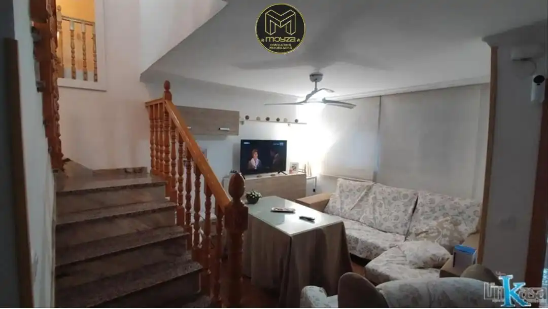 Casa o xalet en venda en Linares amb Terrassa