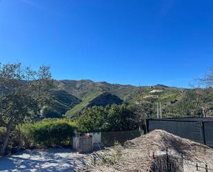 Vista exterior de Finca rústica en venda en Benamargosa amb Terrassa i Traster
