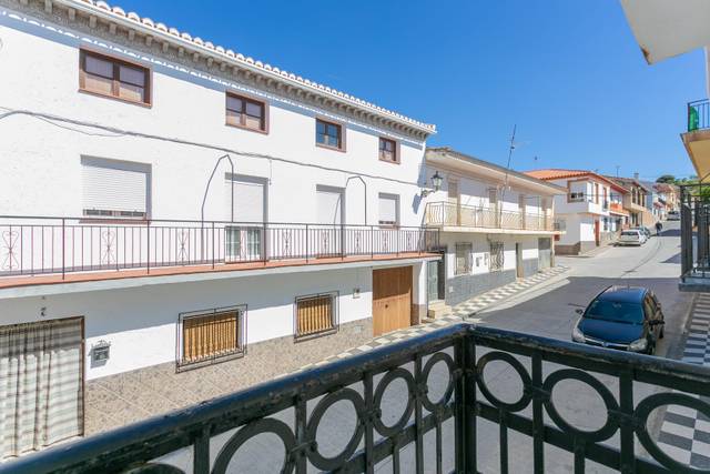 Casa-chalet en Venta en Calle ANCHA DE LA VIRGEN en Jayena