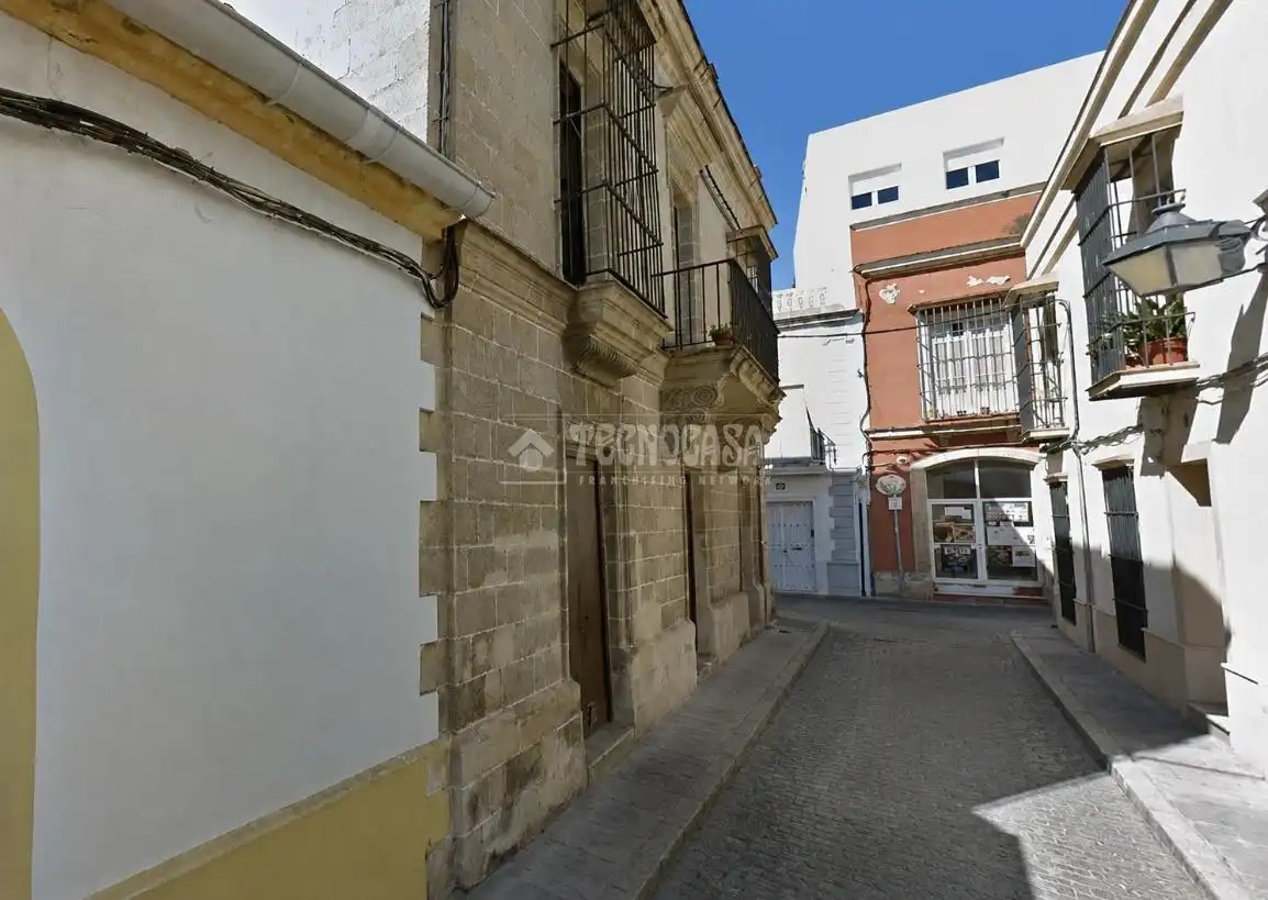 Vista exterior de Casa adosada en venta en Jerez de la Frontera con Aire acondicionado