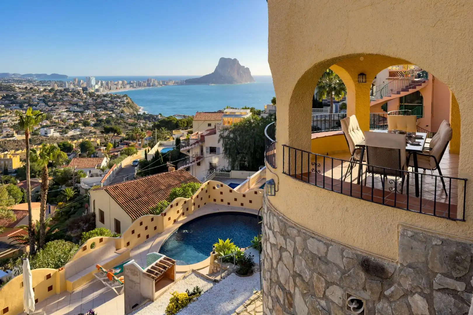 Exterior view of Houses for sale in Calpe / Calp