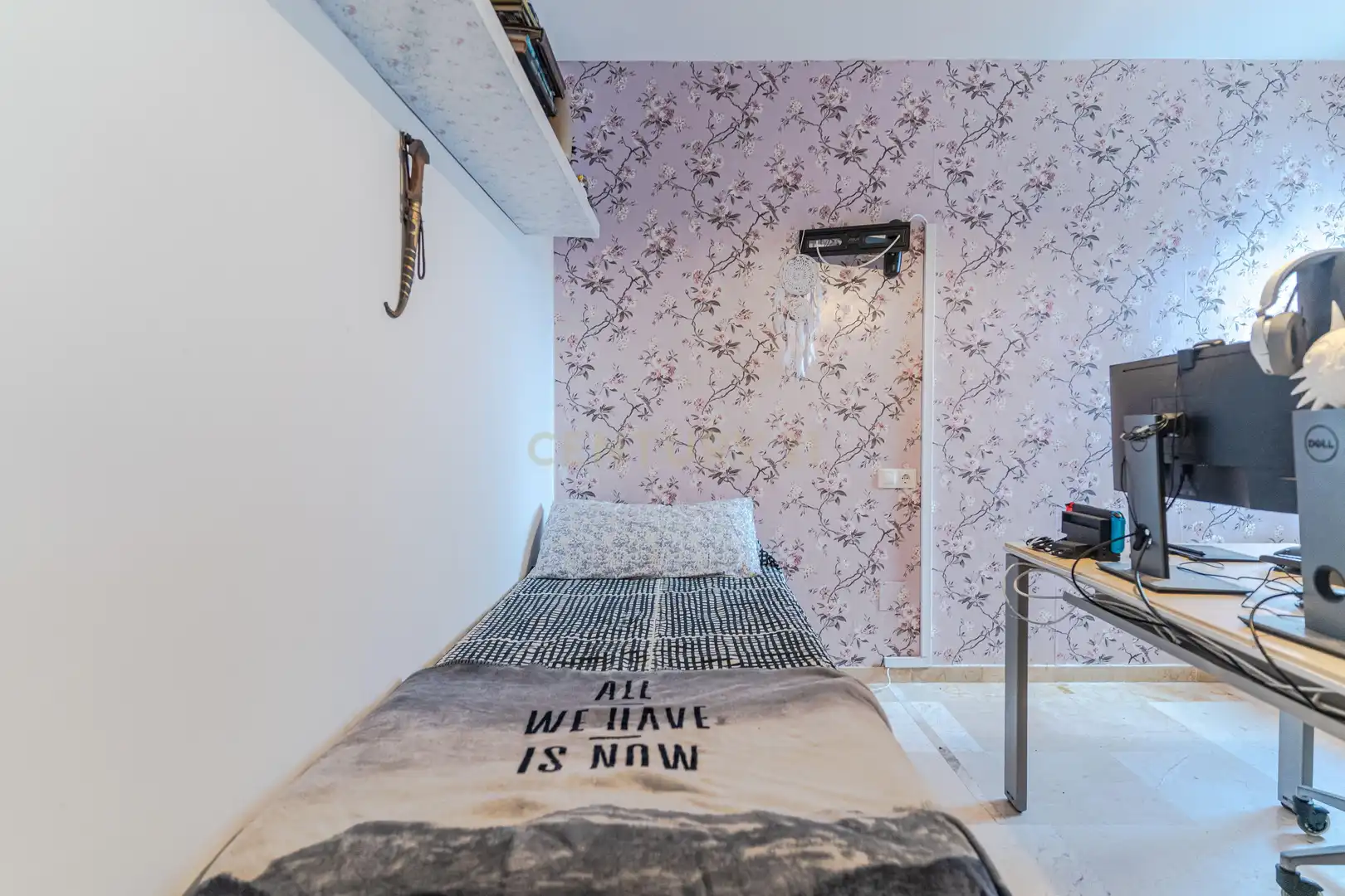 Habitación de Apartamento en venta en Rincón de la Victoria con Aire acondicionado, Trastero y Piscina
