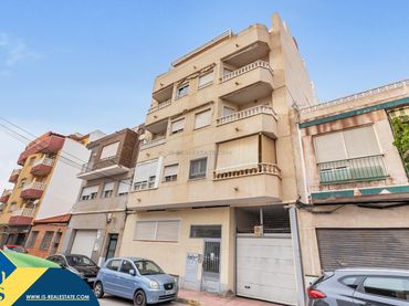 Piso con ascensor en venta en Centro