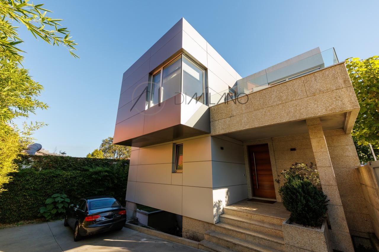 Vista exterior de Casa o xalet en venda en Baiona amb Calefacció, Jardí privat i Terrassa