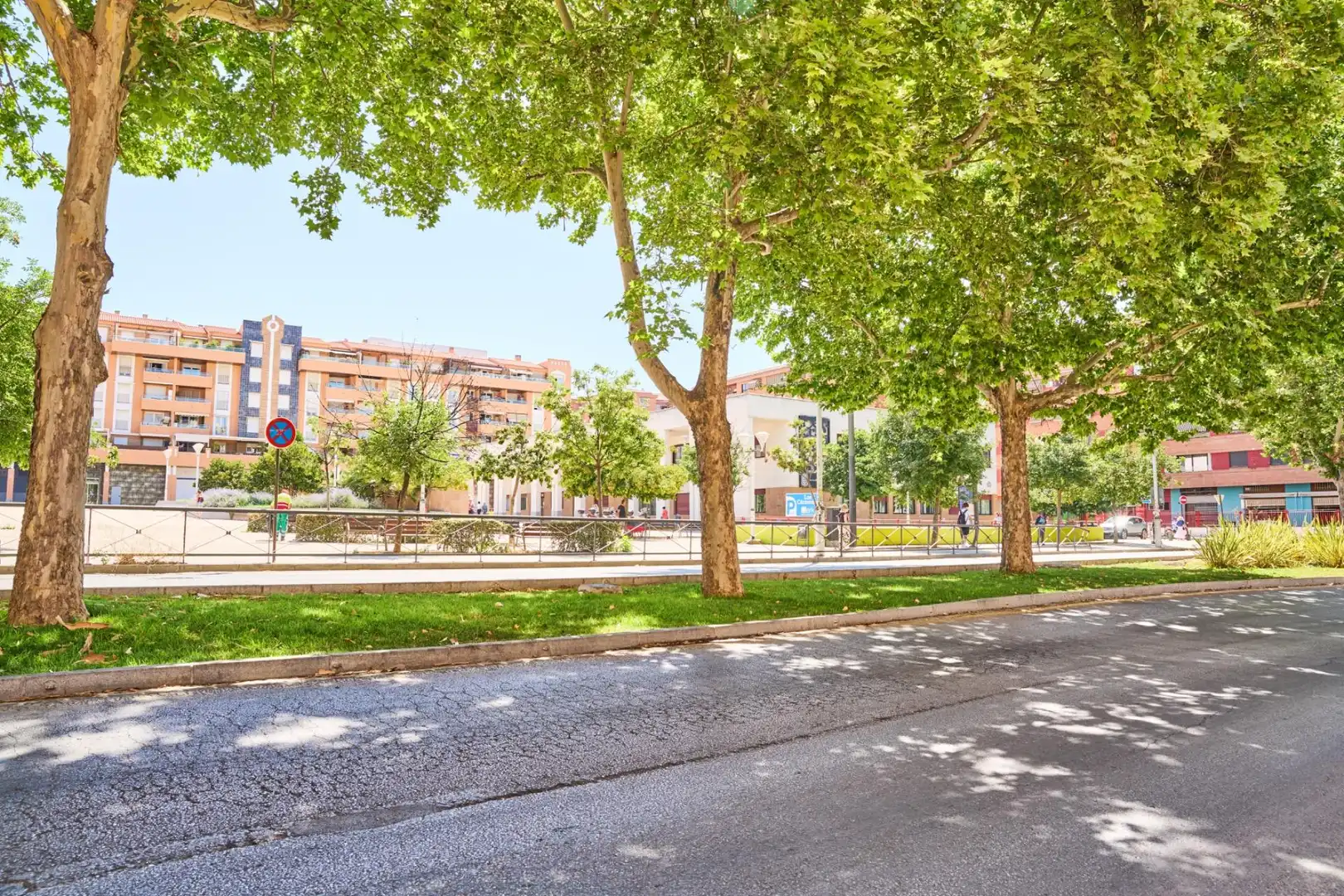 Vista exterior de Piso en venta en Granada con Calefacción