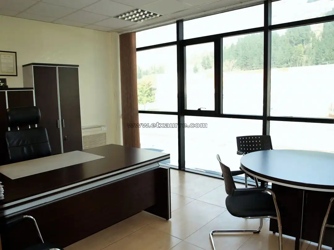 Industrial buildings for rent in Orozko