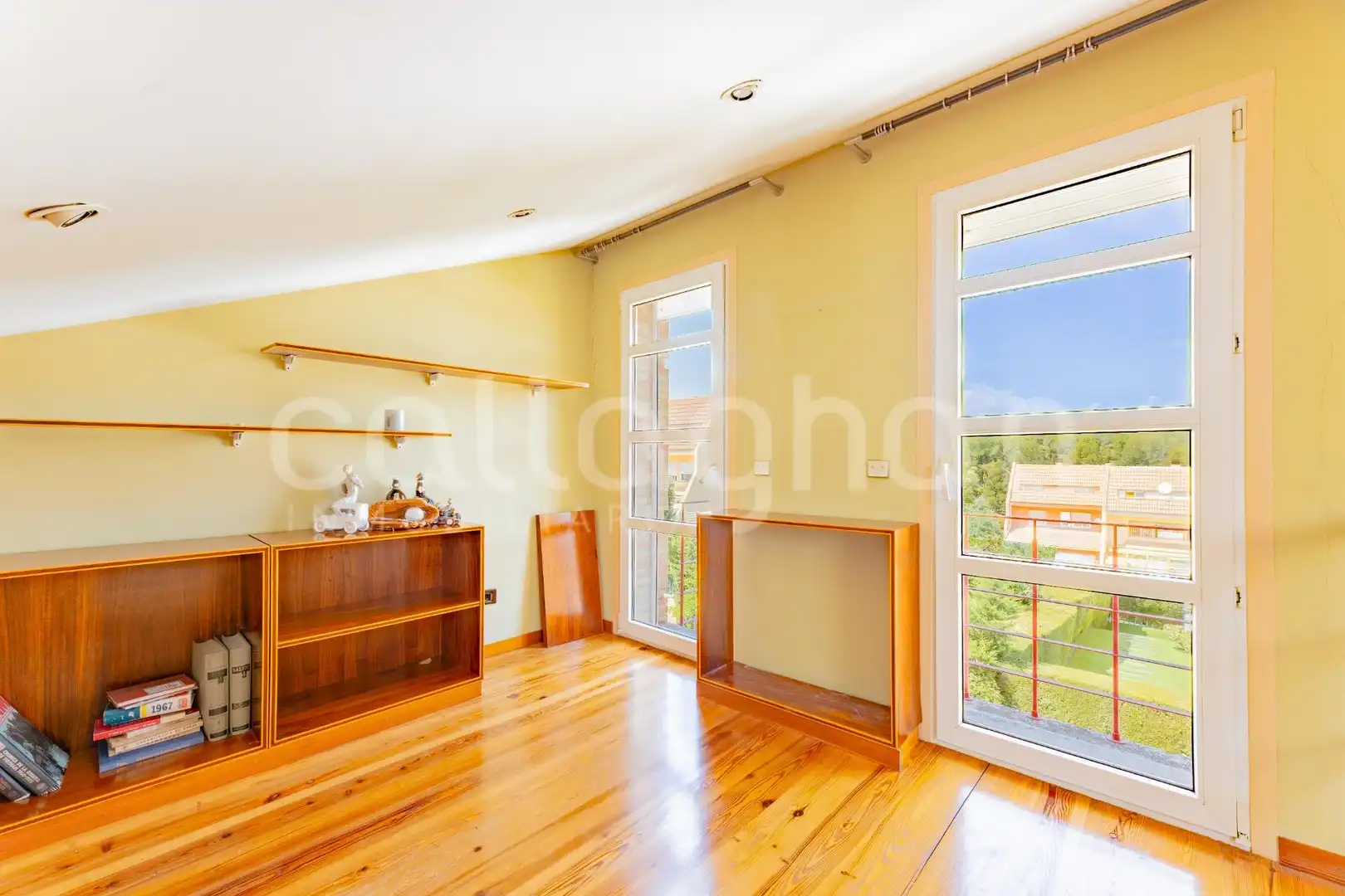Living room of Houses for sale in Godella  with Air Conditioner, Heating and Private garden