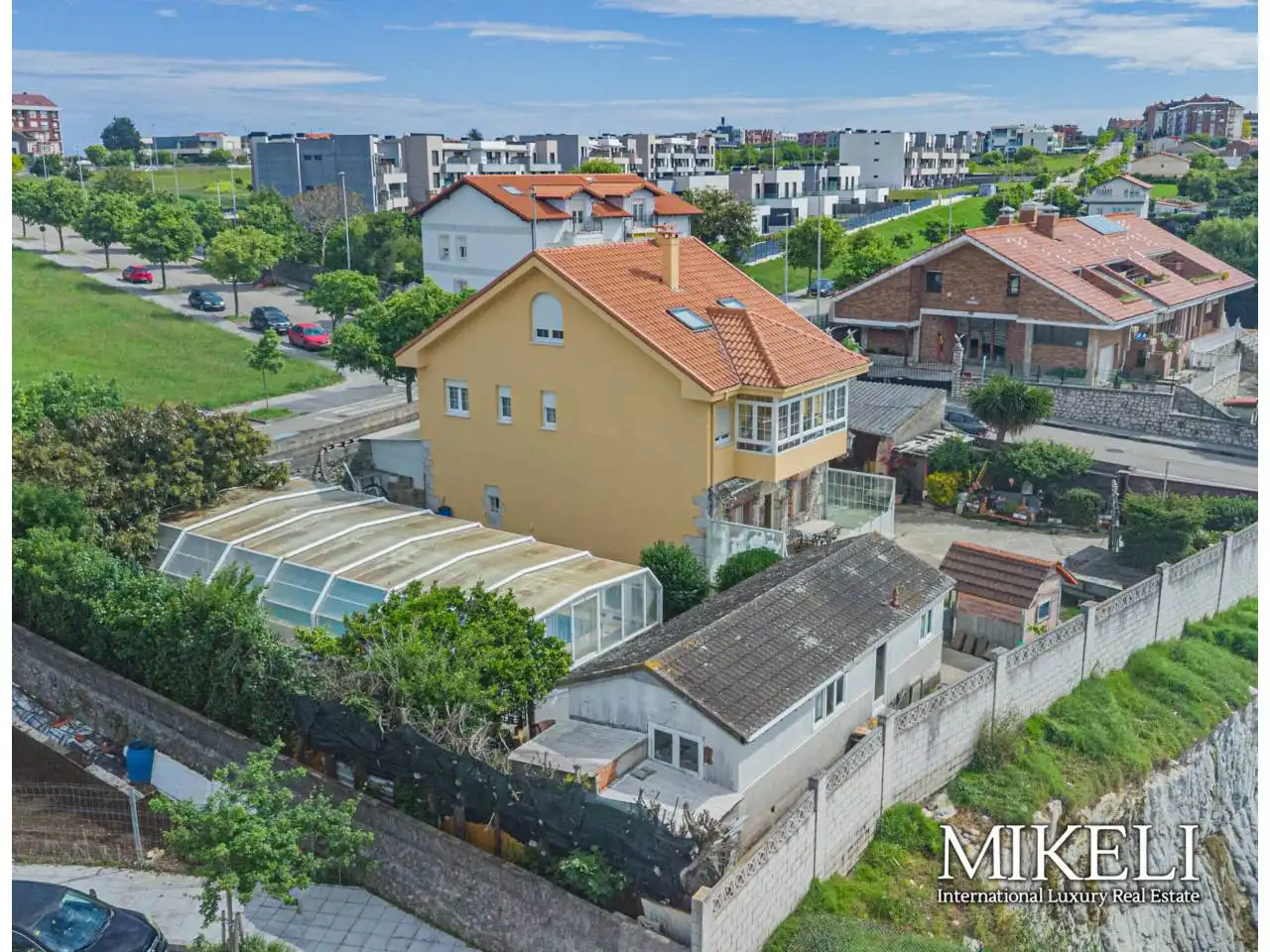 Vista exterior de Casa o chalet en venta en Santander con Calefacción, Jardín privado y Terraza