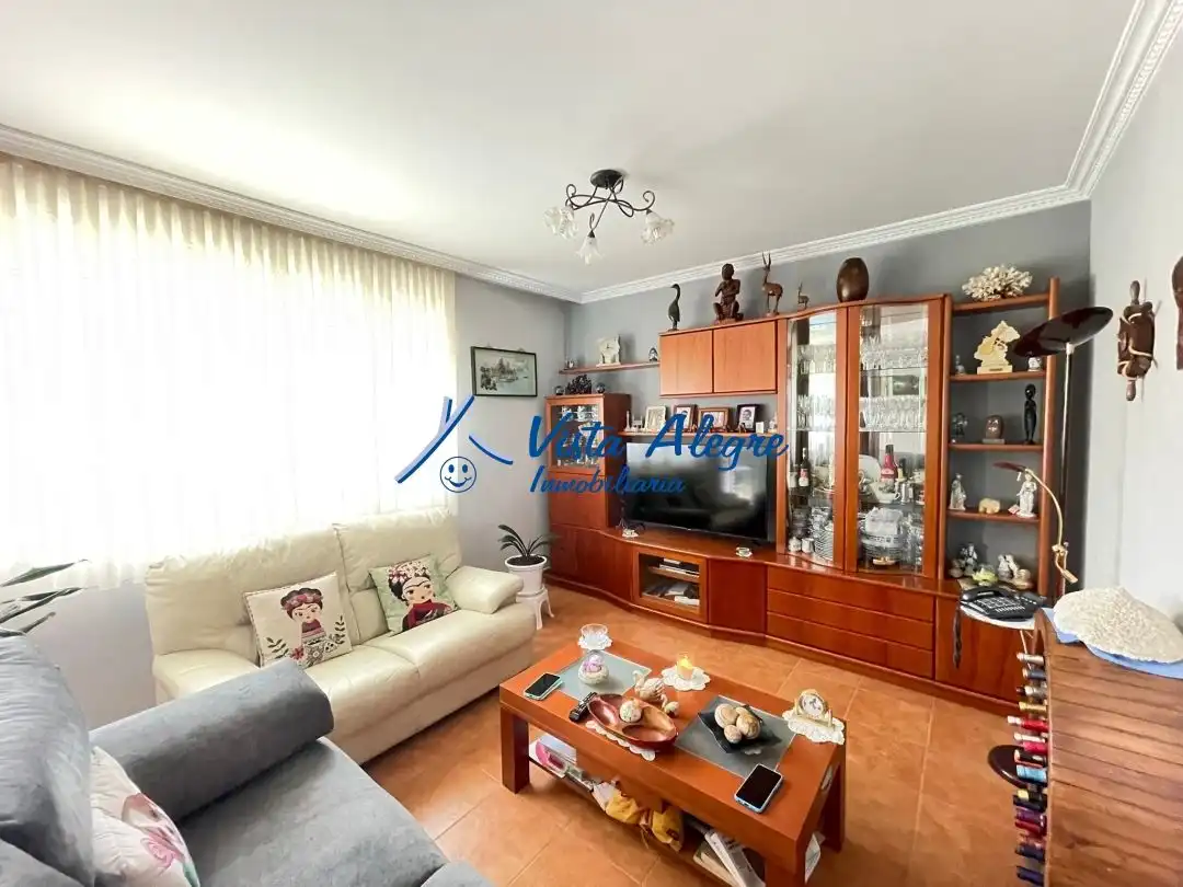 Living room of Detached homes for sale in Anguciana  with Heating, Private garden and Terrace