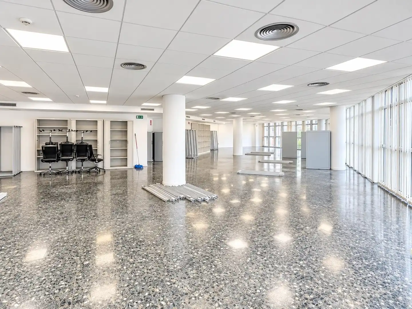 Office space with lift for sale in Carrer Carrer Sicília, imagen 6